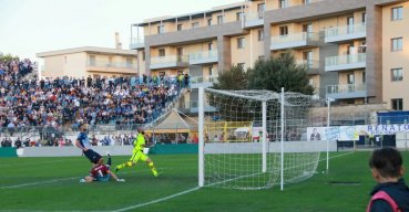 Foggia Calcio:Satanelli incrinano il forcone nei sassi di Matera