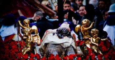 San Nicandro si ferma per la Processione dei Misteri