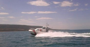 Pesca a strascico illegale, Guardia Costiera ferma peschereccio
