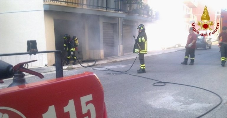 Incendio in una casa in località Pozzi