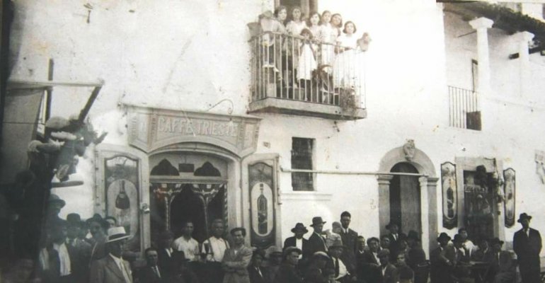 Dopo quasi un secolo chiude lo storico Bar Trieste