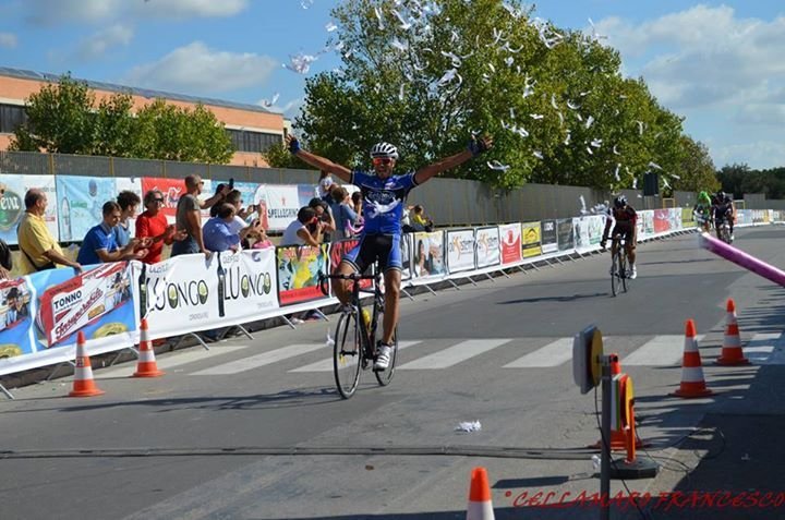 Ciclismo, Matteo Di Lella vincitore a Cerignola