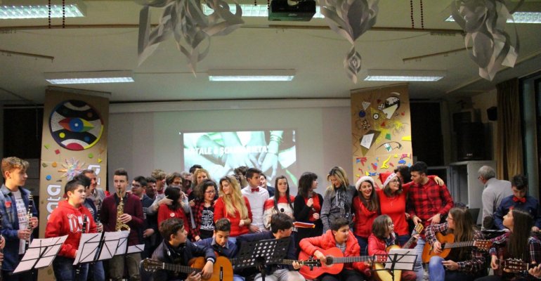 Concerto di Natale in piena sinergia per due istituti scolastici 