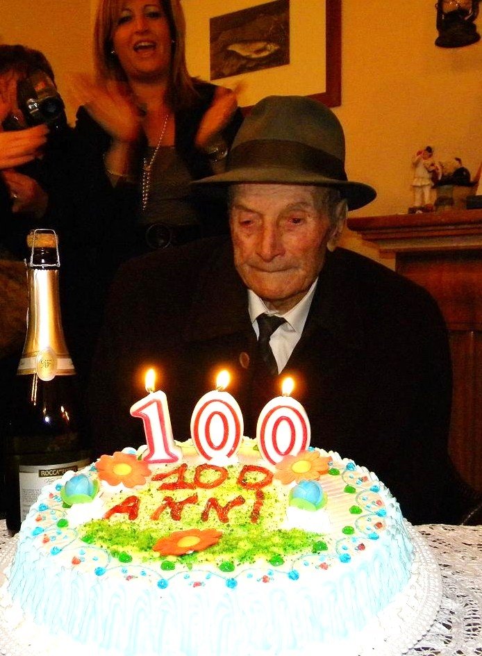 Angelo Grana compie 100 anni
