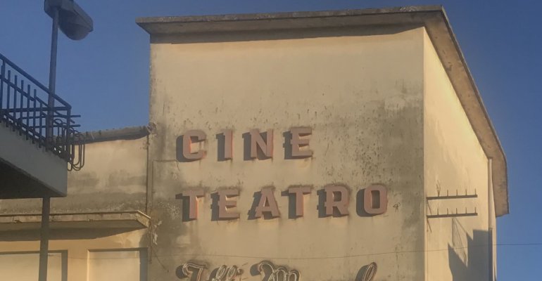Nostalgia dei cinema a San Nicandro